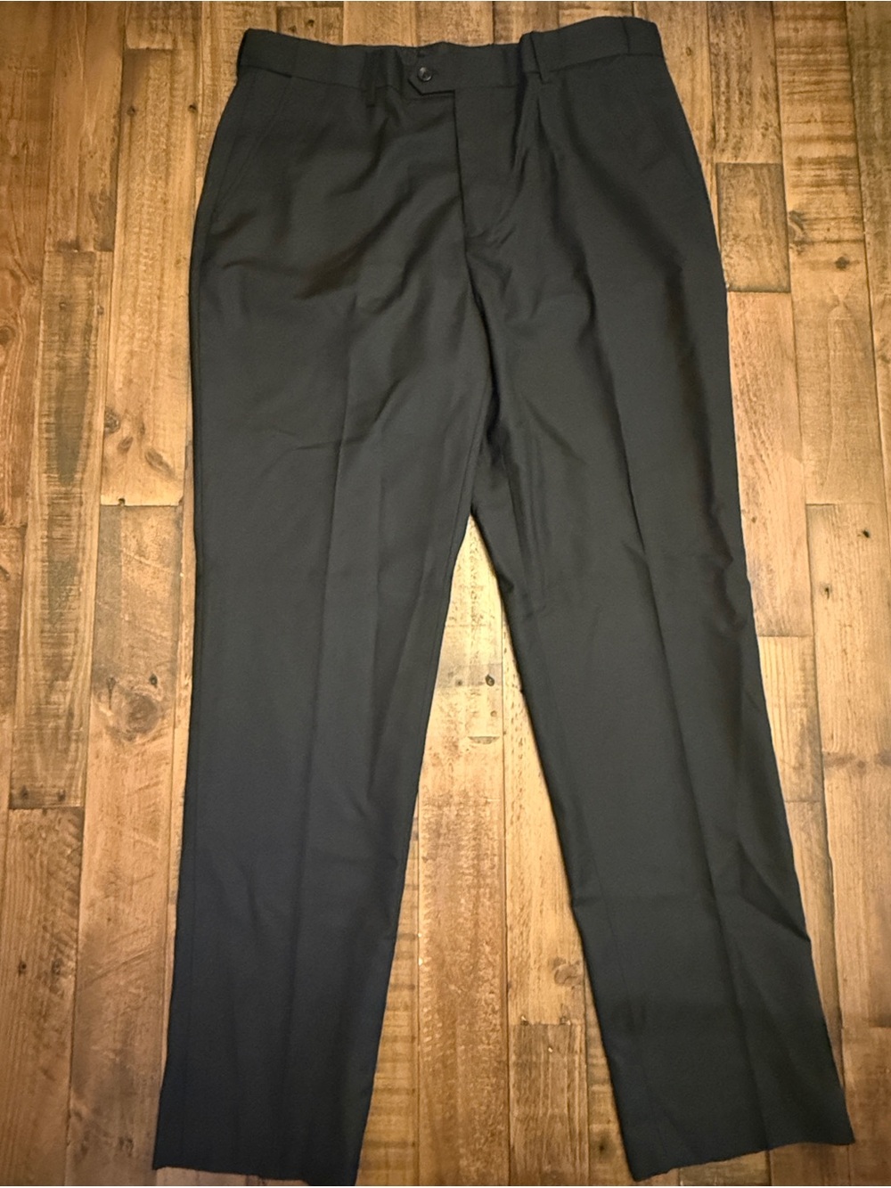 WULFUL Black Men’s Dress Pants – Size Large – Classic Flat Front Slacks